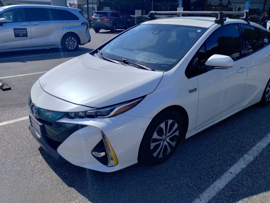 Certified 2019 Toyota Prius Prime Advanced w/ Carpet Mat Package
