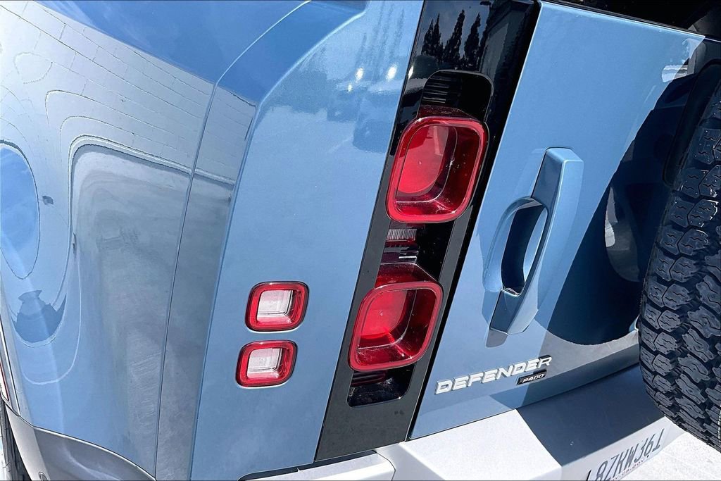 Used 2022 Land Rover Defender 110 SE image 21