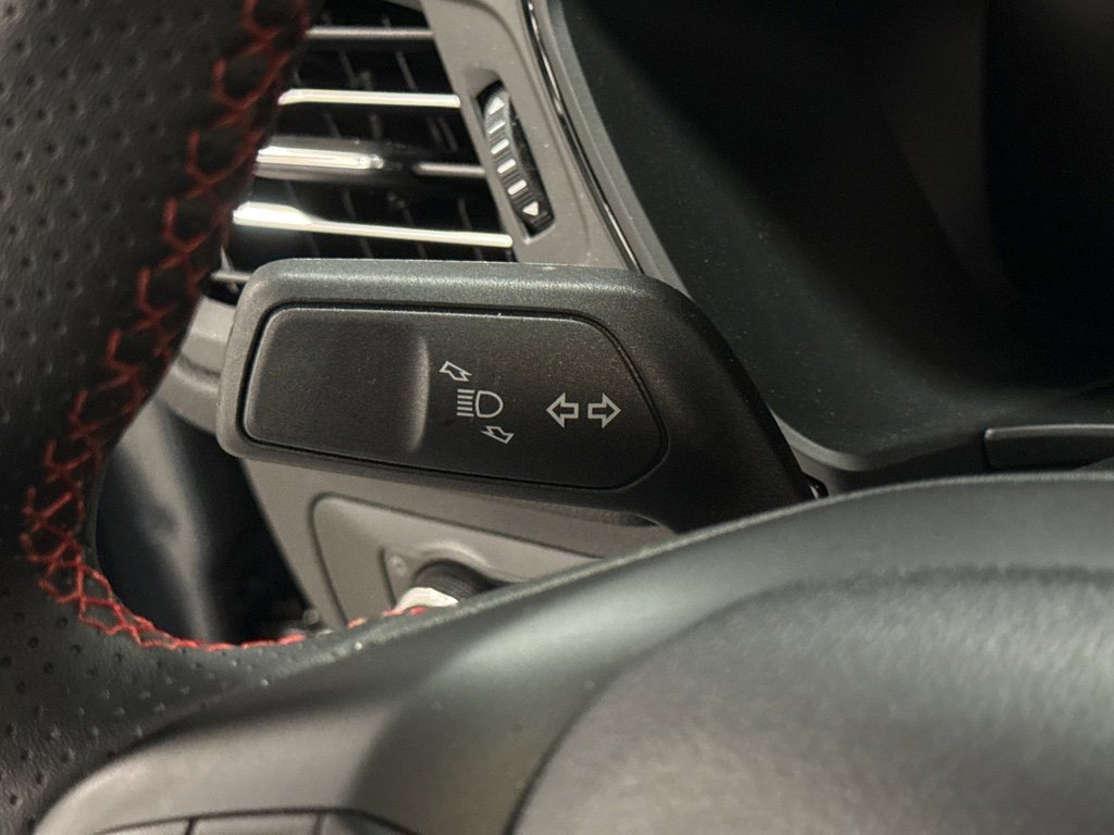 Used 2025 Ford Escape ST-Line w/ Tech Pack #1 image 16