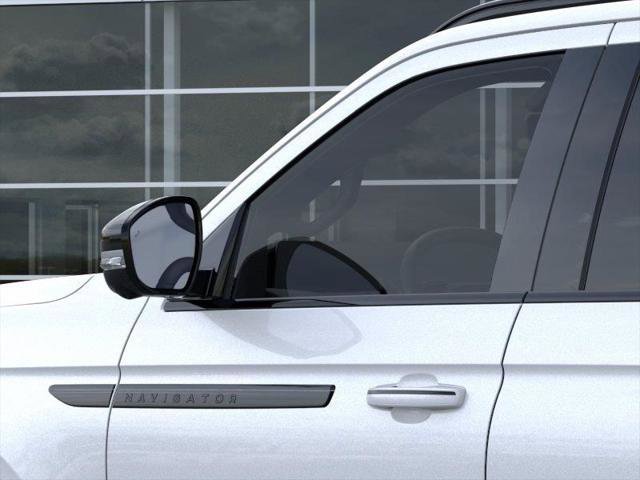 New 2026 Lincoln Navigator L Reserve w/ Jet Appearance Package AWD/4WD image 20