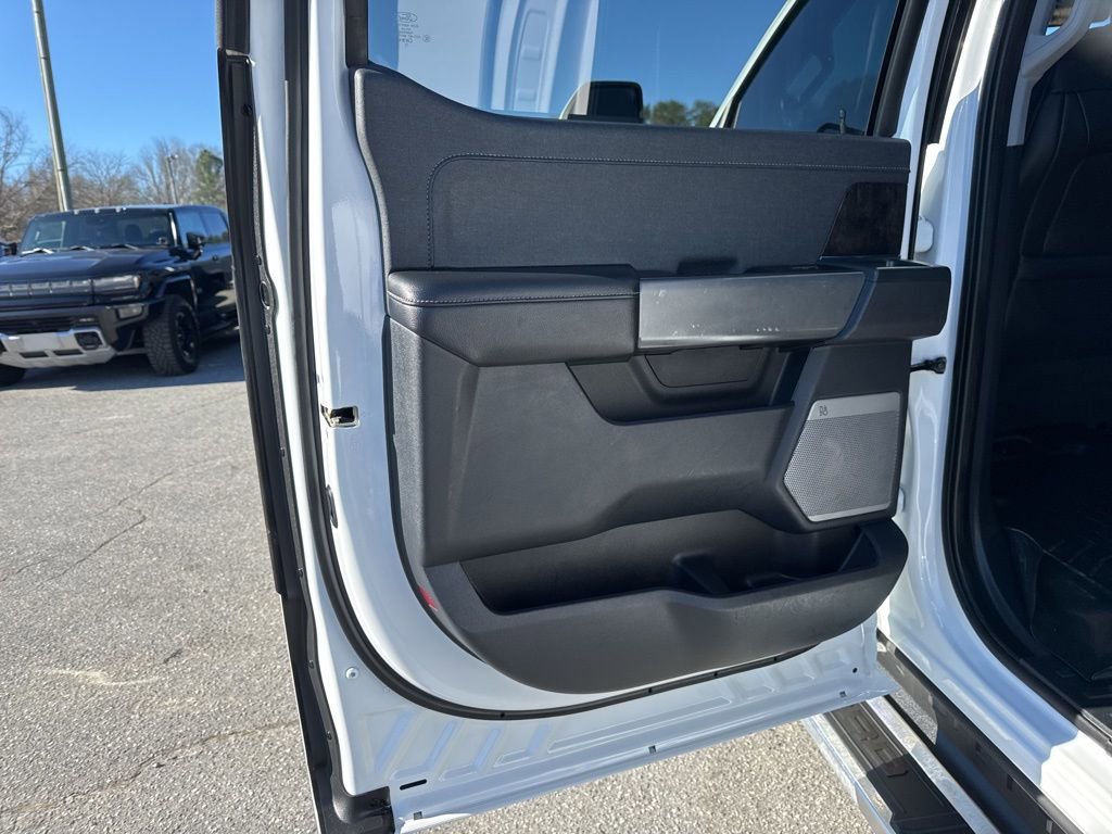 Used 2023 Ford F250 Lariat w/ FX4 Off-Road Package image 29