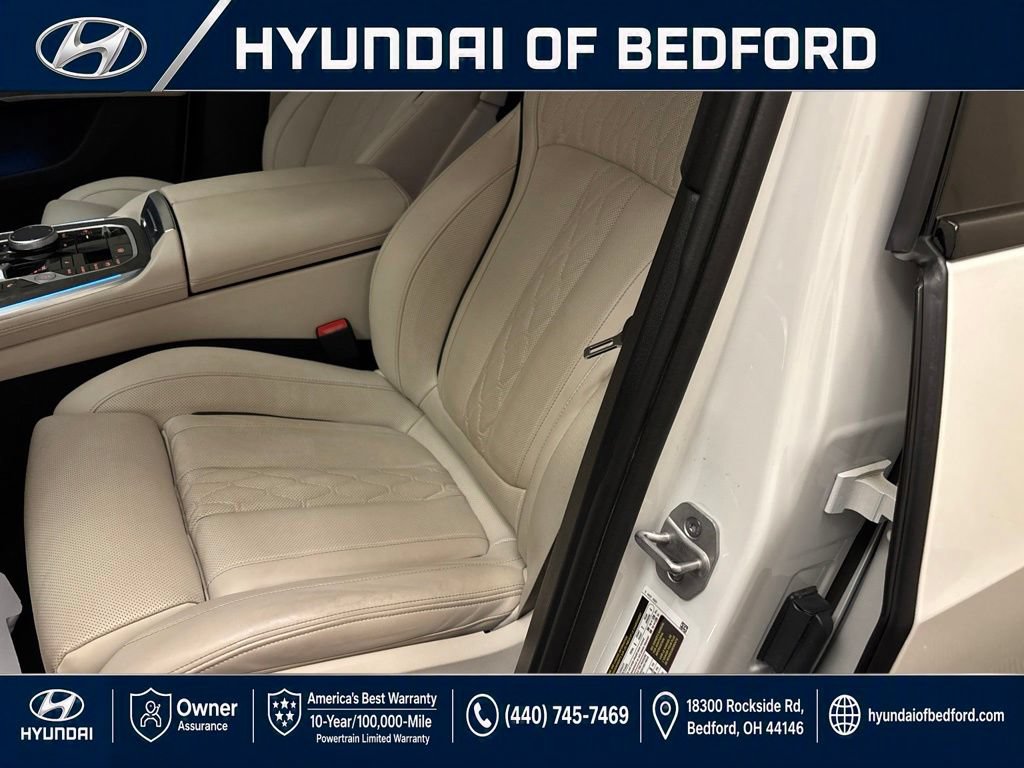 Used 2025 BMW X7 M60i AWD/4WD image 15