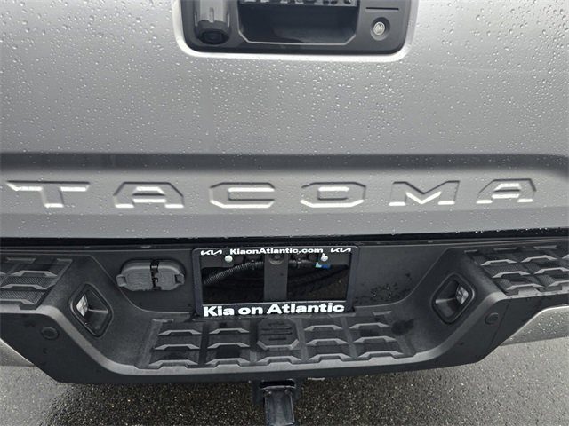 Used 2020 Toyota Tacoma SR5 image 11