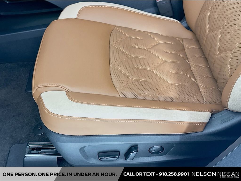 New 2026 Nissan Pathfinder Platinum image 19