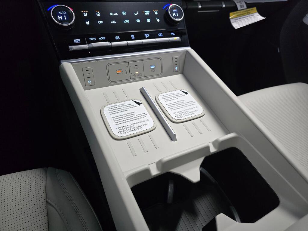 New 2026 Hyundai Santa Fe Calligraphy AWD/4WD image 31