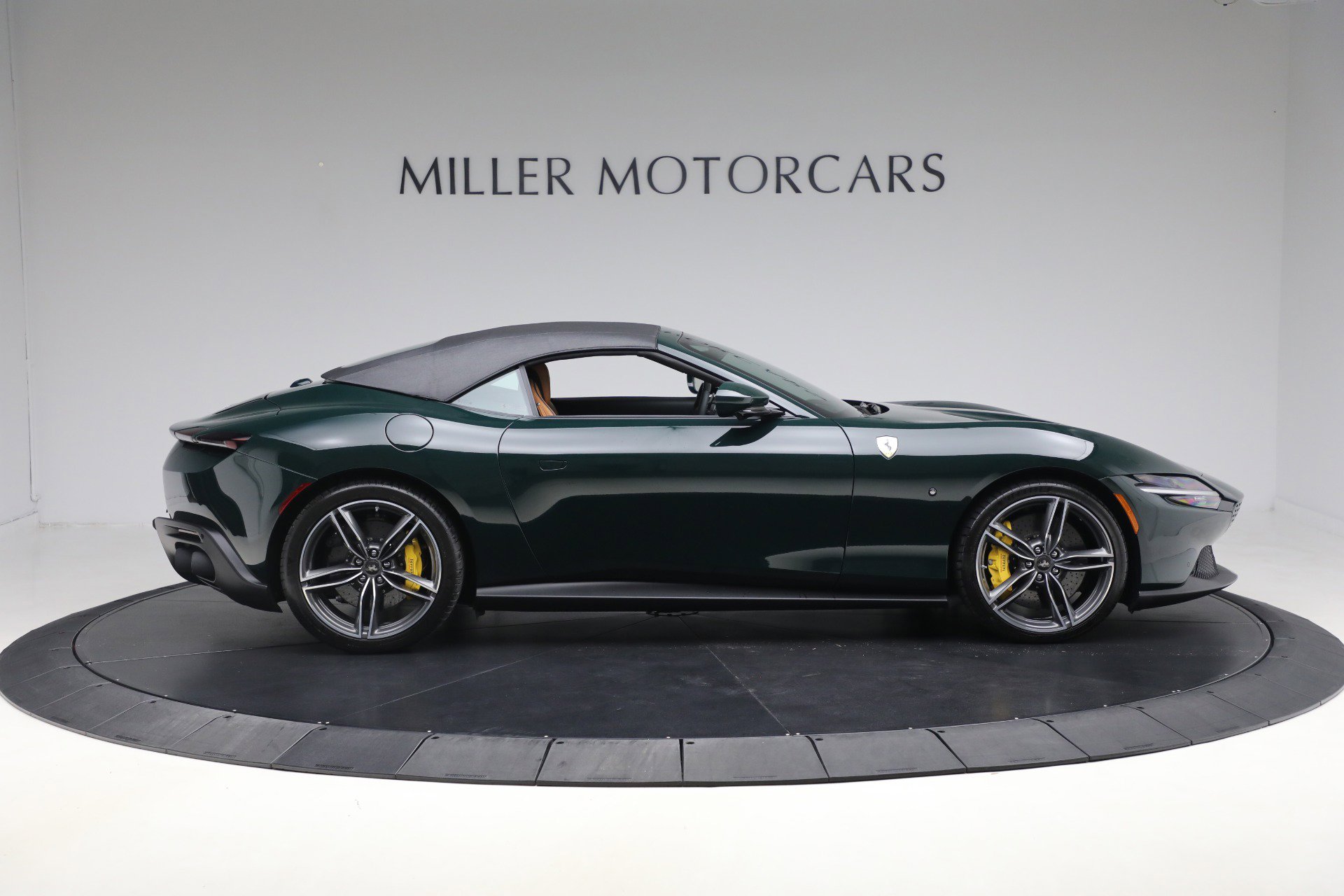 Certified 2025 Ferrari Roma Spider image 30