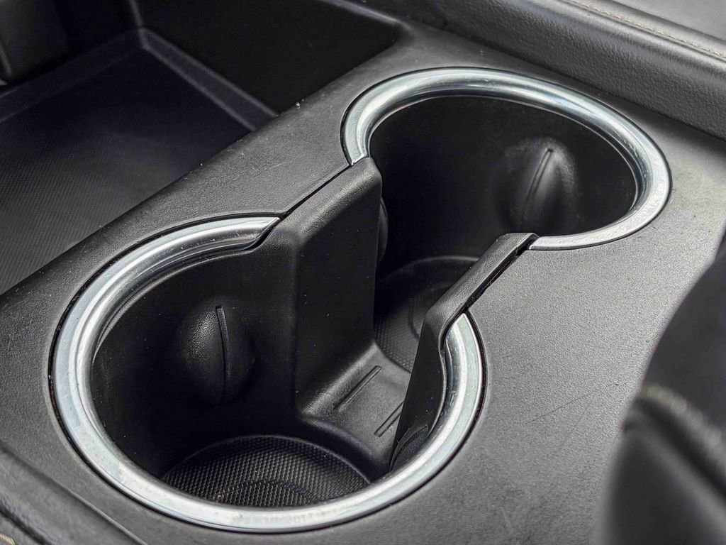 Used 2021 Chevrolet Tahoe Premier w/ Premium Package image 33