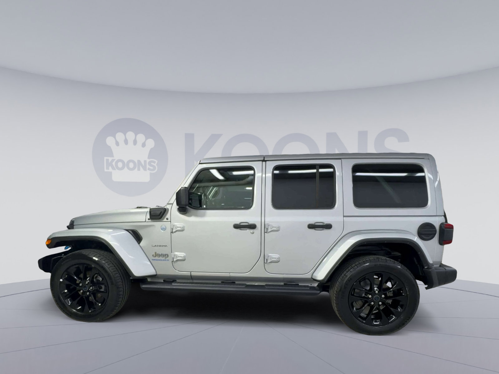 Used 2024 Jeep Wrangler Unlimited Sahara AWD/4WD image 7