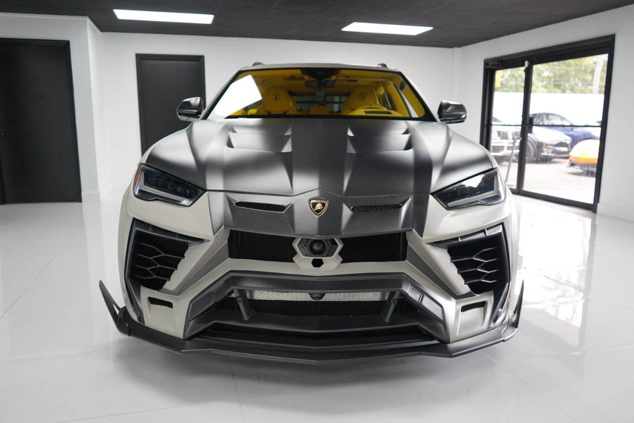 Used 2021 Lamborghini Urus AWD/4WD image 6