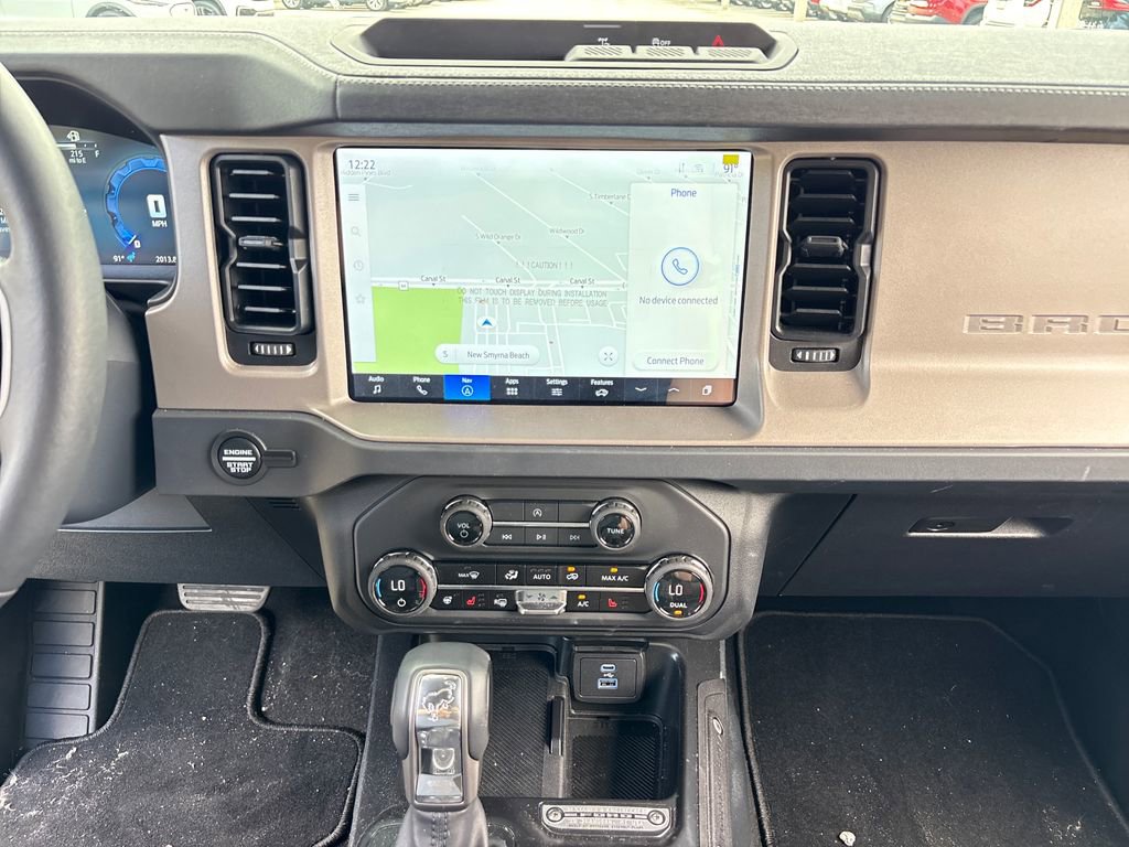 Used 2025 Ford Bronco Outer Banks AWD/4WD image 22