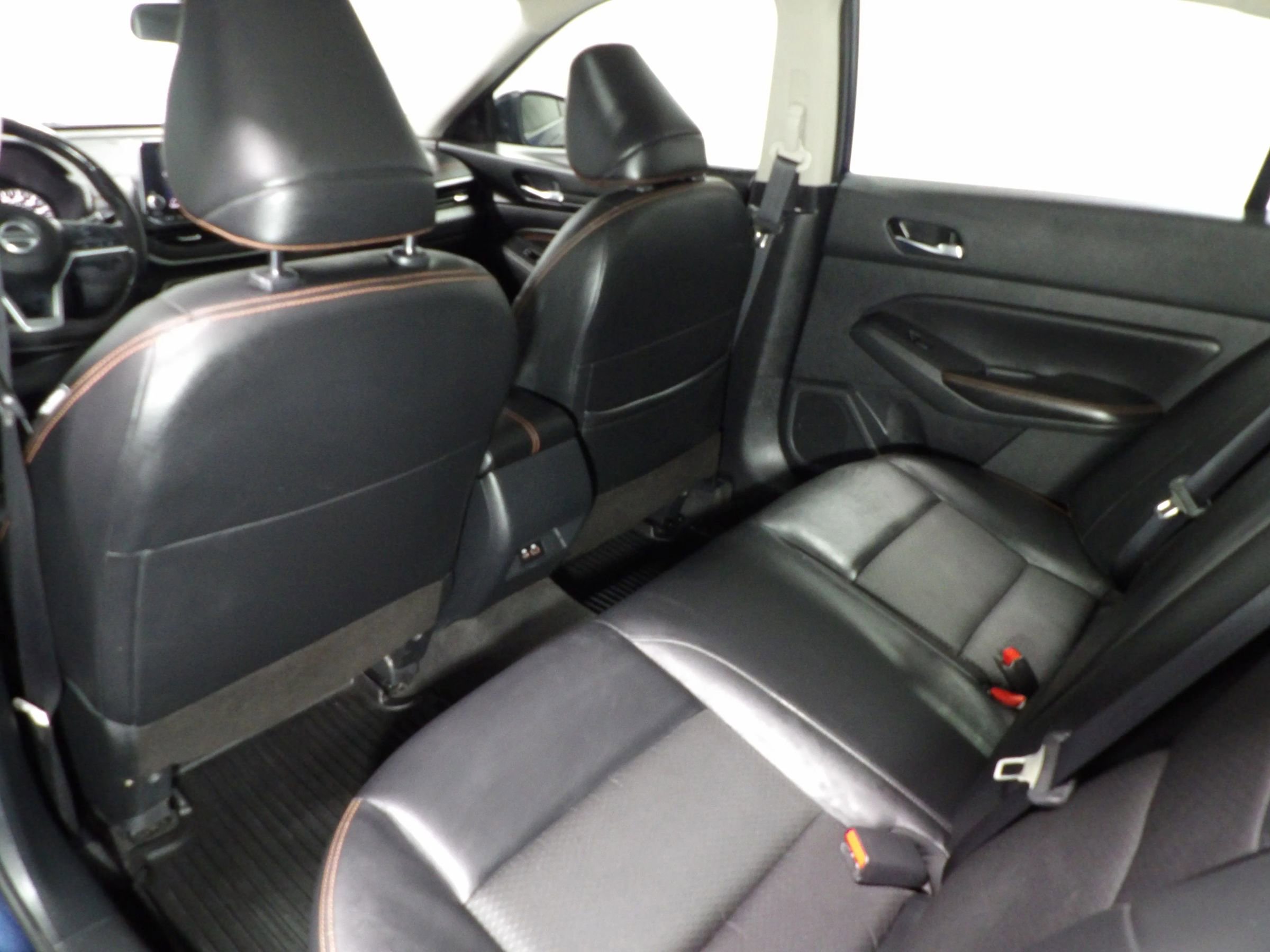 Used 2022 Nissan Altima 2.0 SR image 12