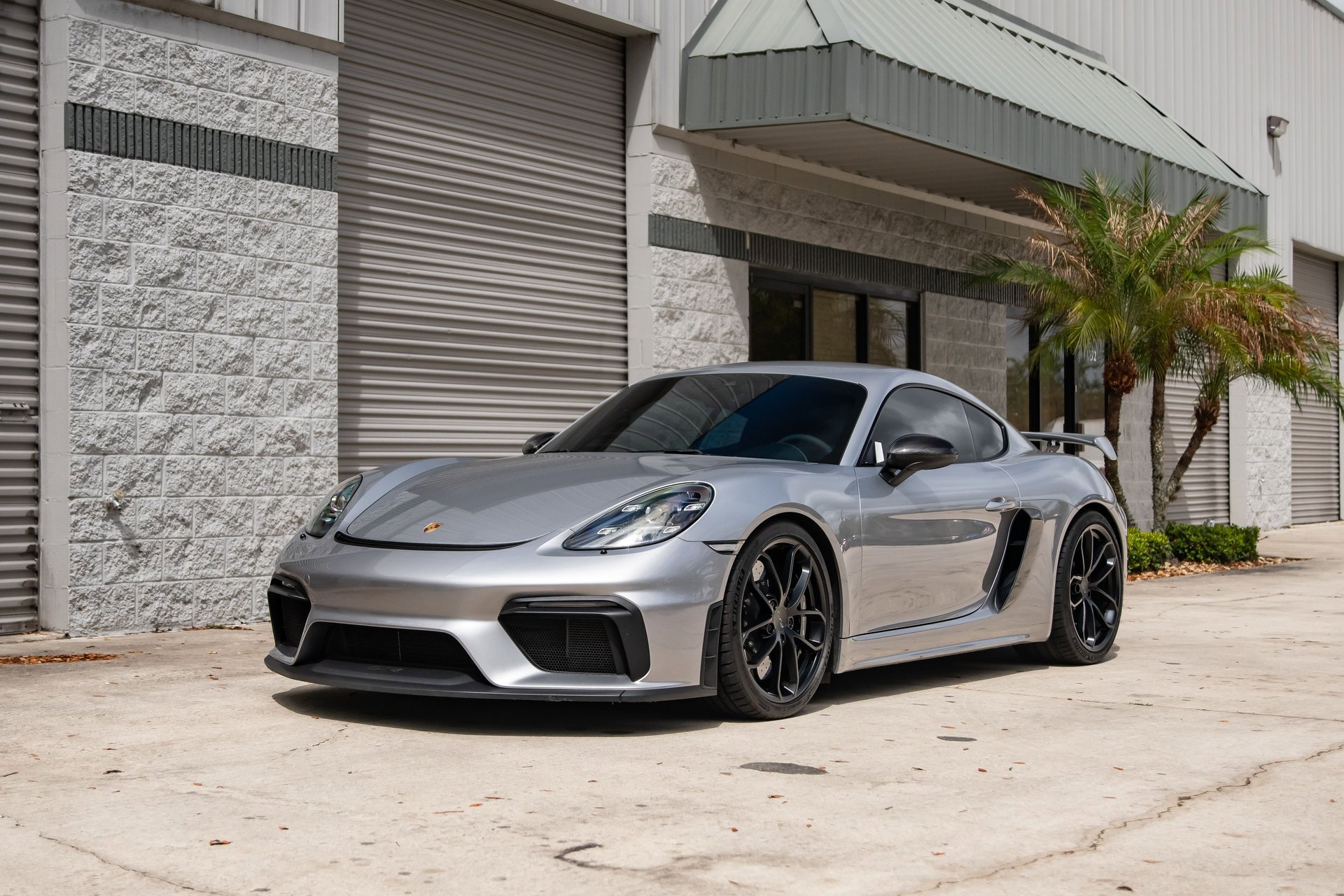 Used 2020 Porsche 718 Cayman GT4 image 2