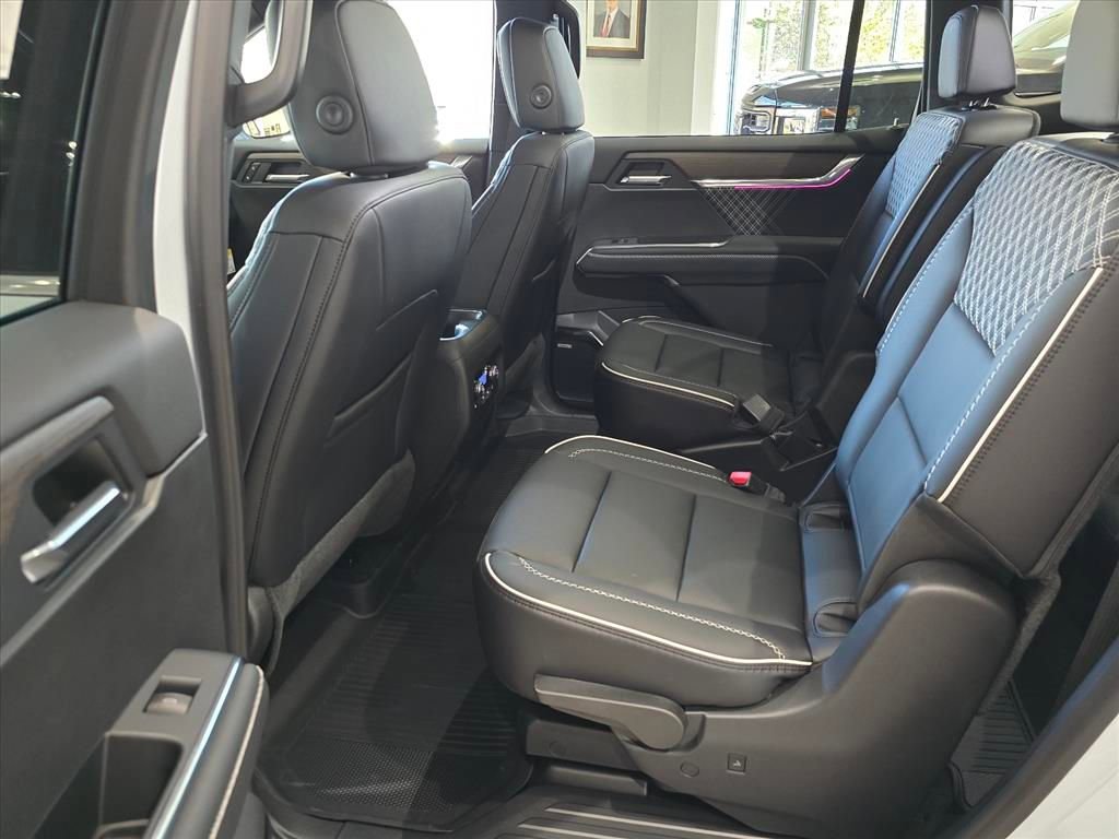New 2026 GMC Acadia Denali w/ Super Cruise Package image 5