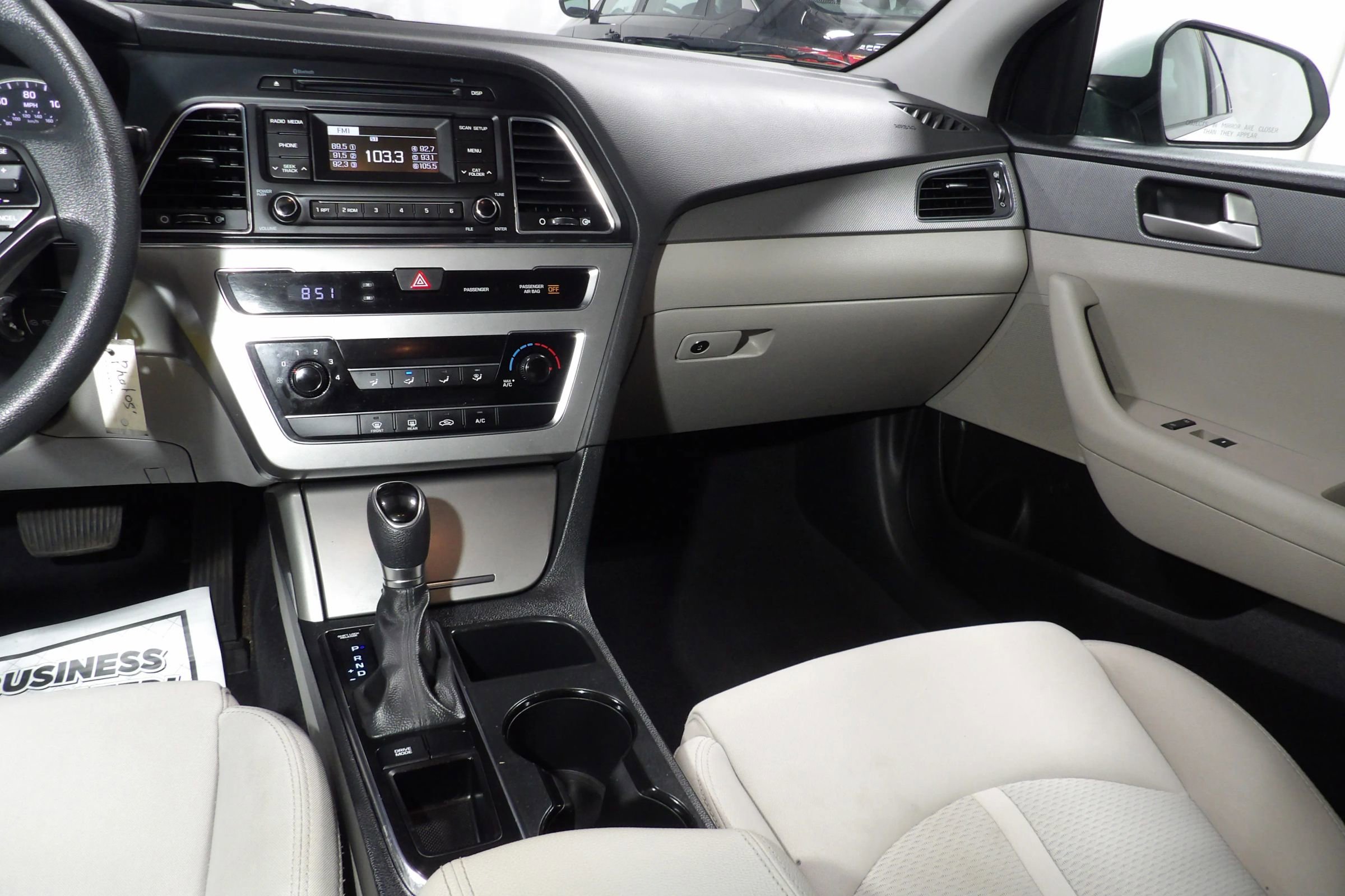 Used 2017 Hyundai Sonata SE image 12