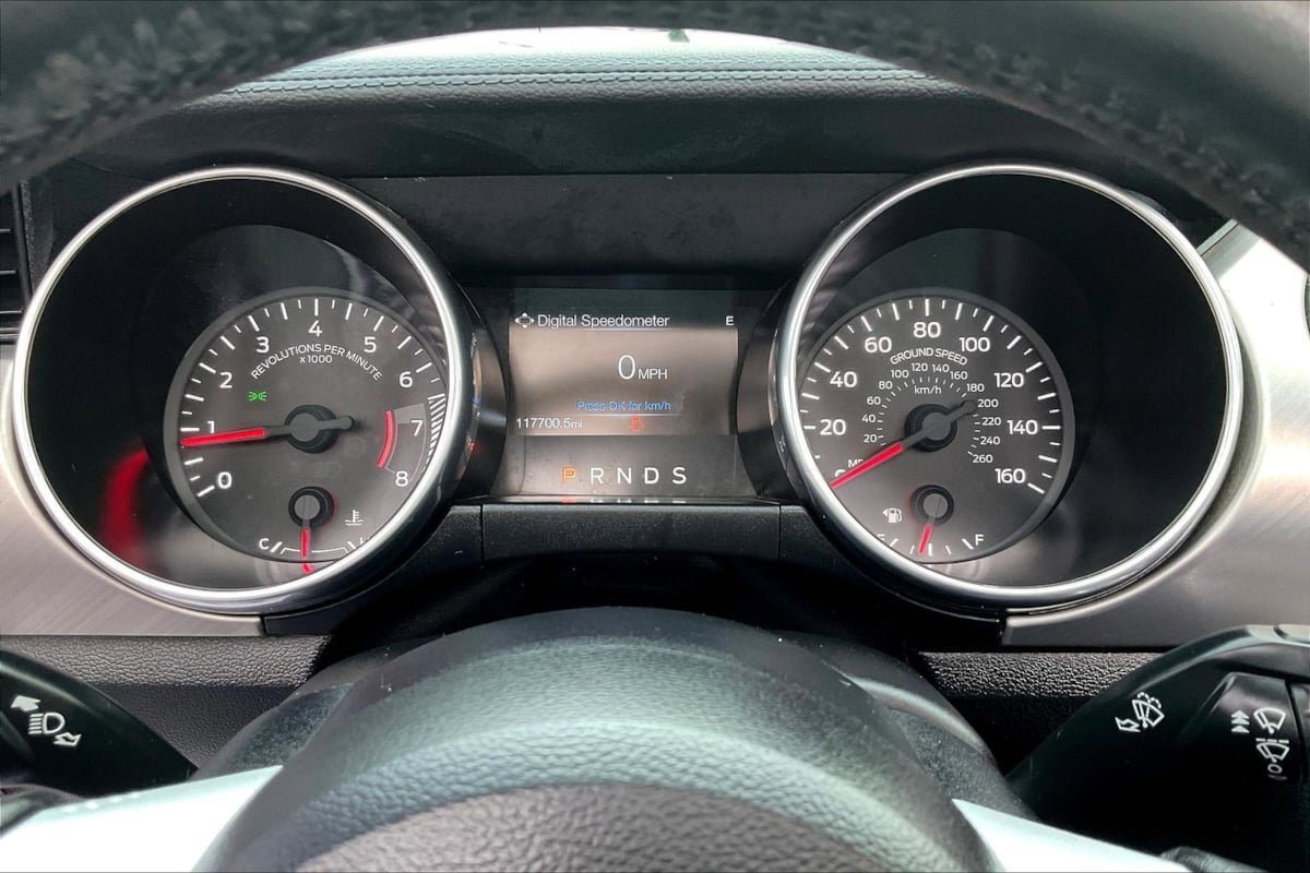 Used 2019 Ford Mustang Premium RWD image 13