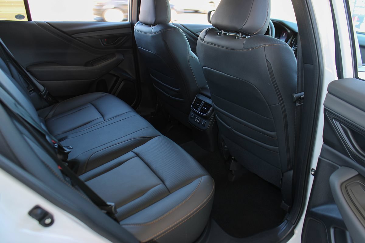 Used 2025 Subaru Outback Wilderness AWD/4WD image 25