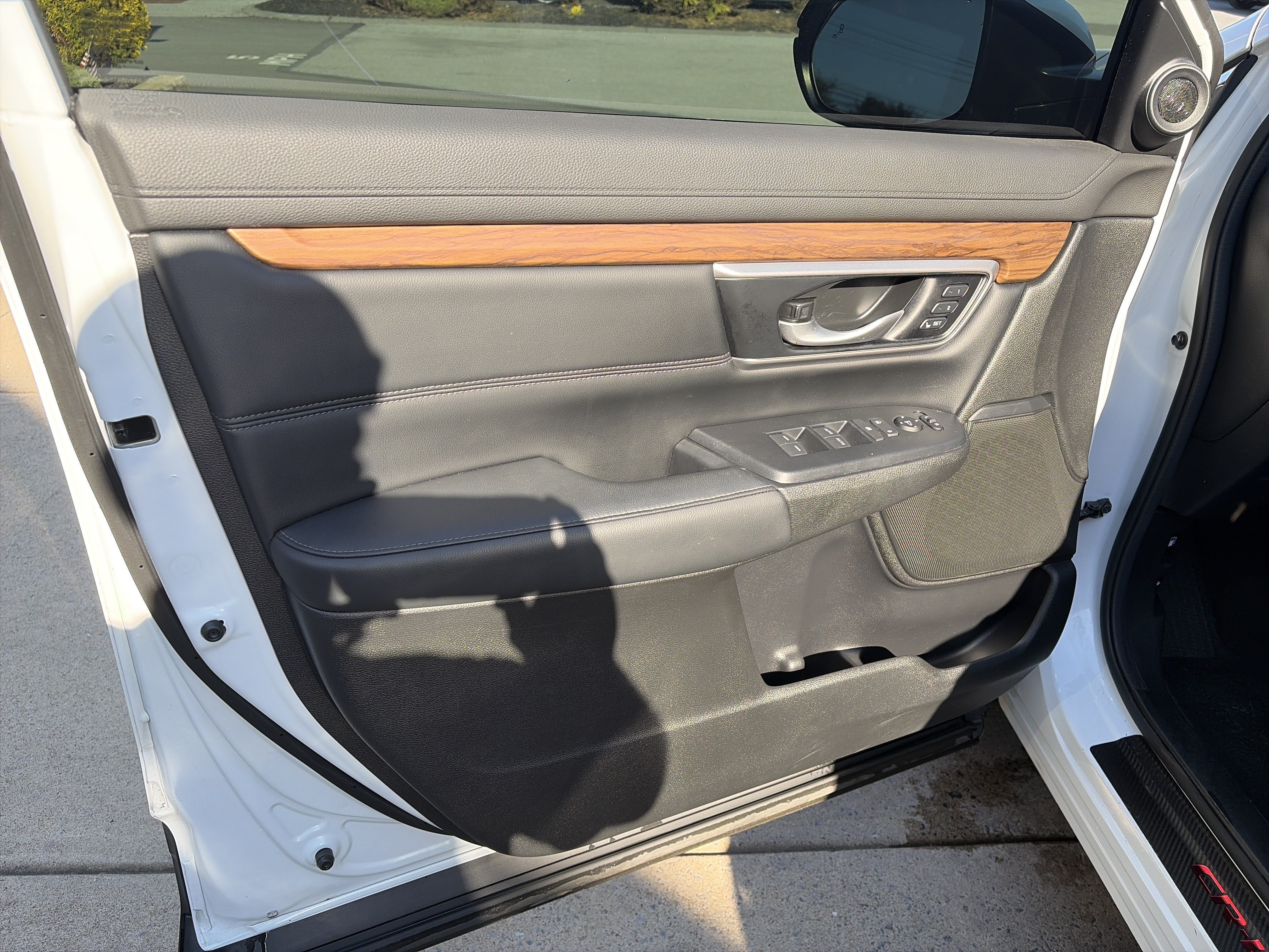 Used 2022 Honda CR-V Touring image 15