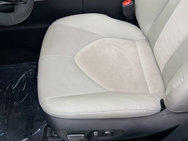 Used 2025 Toyota Grand Highlander AWD Hybrid image 19