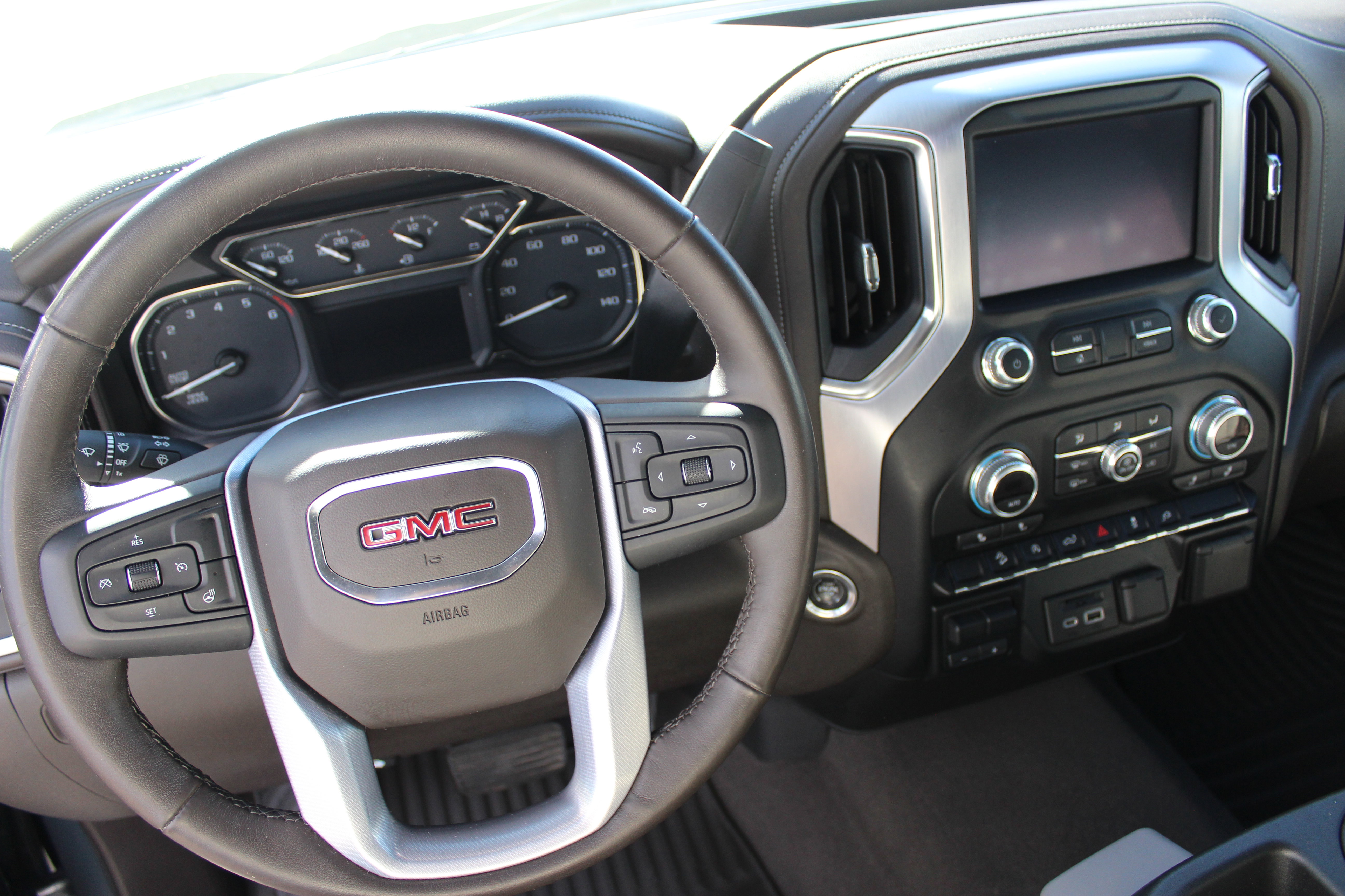 Used 2019 GMC Sierra 1500 SLE w/ SLE Value Package image 16