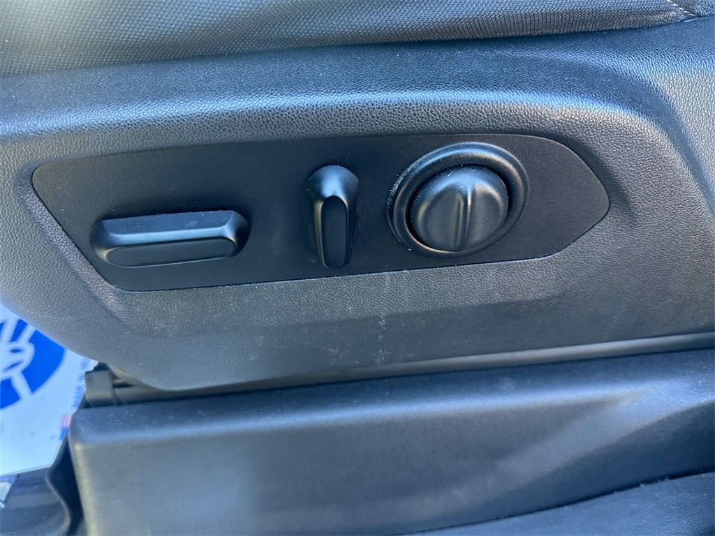 Used 2021 Chevrolet Silverado 1500 RST image 29