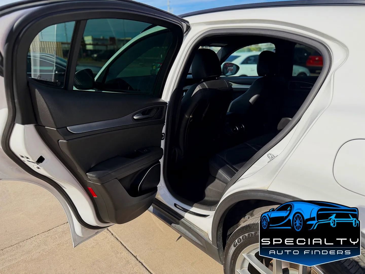 Used 2018 Alfa Romeo Stelvio Ti Sport AWD/4WD image 14