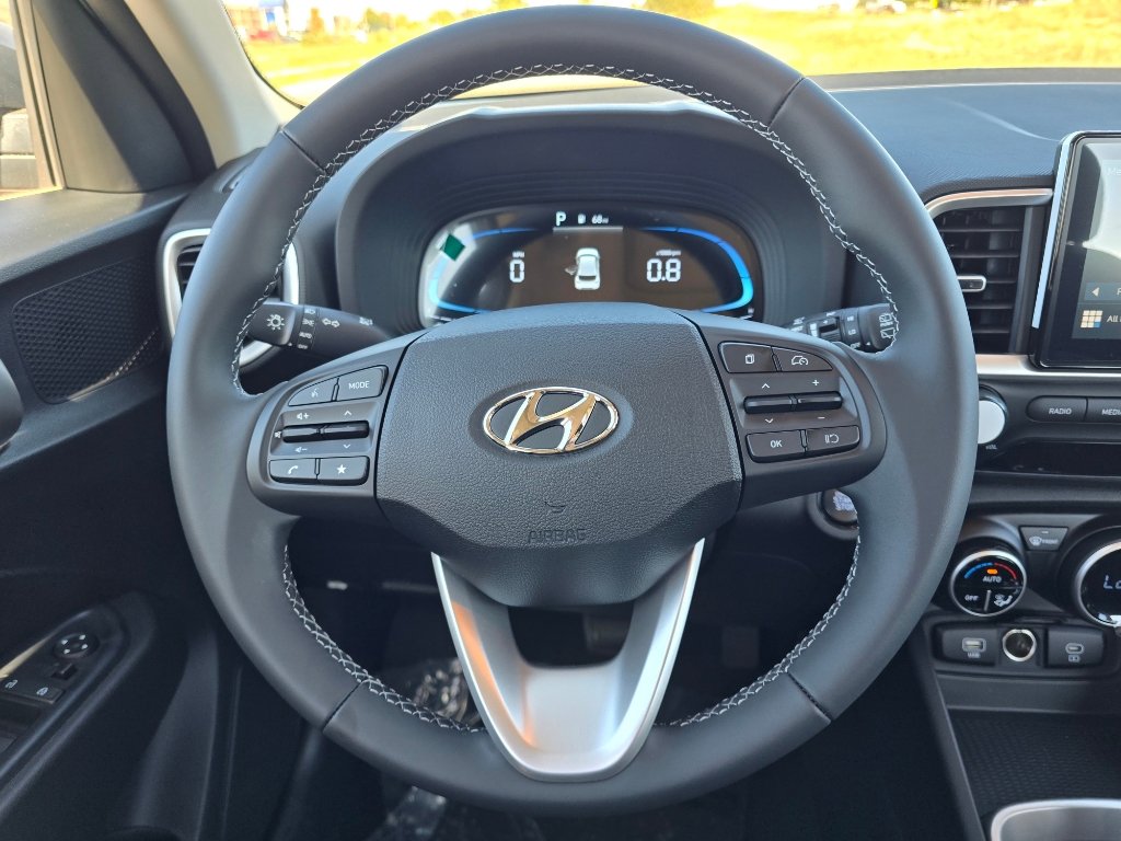 New 2025 Hyundai Venue SEL image 26
