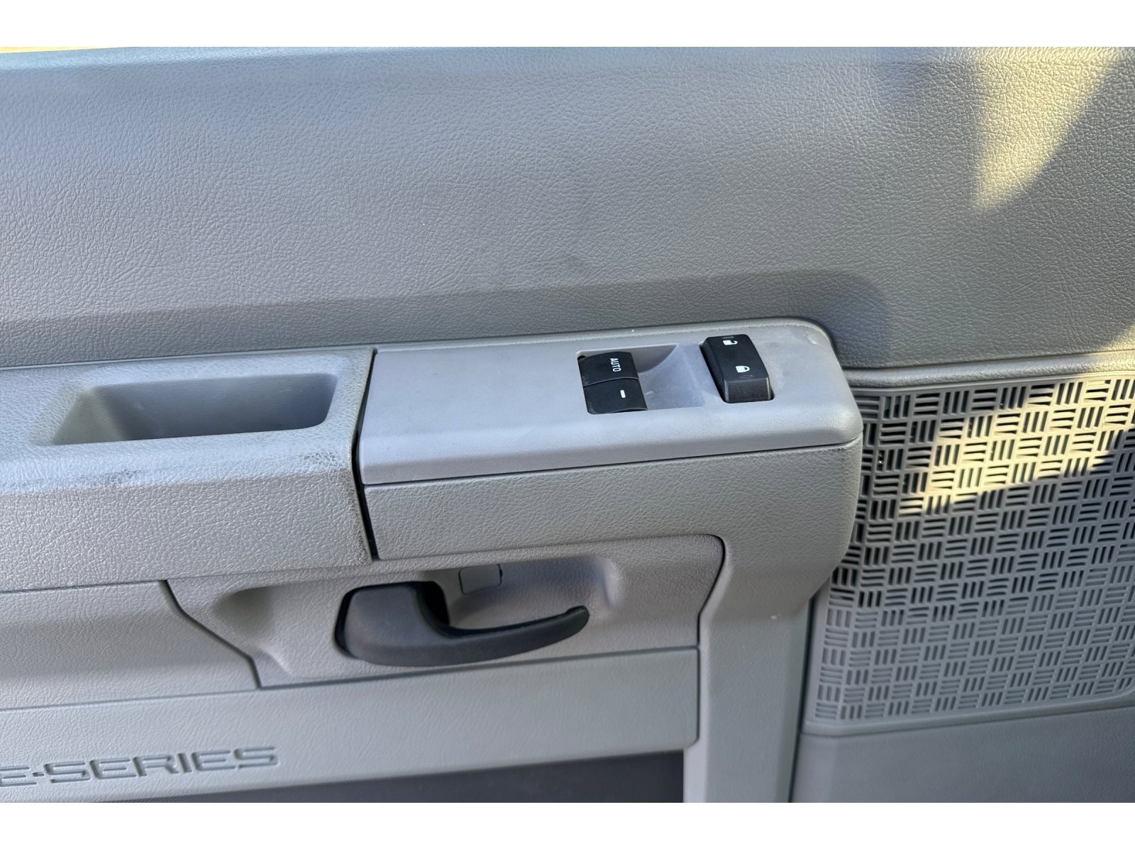 New 2025 Ford E-350 and Econoline 350 Super Duty w/ Power Equipment Group image 8