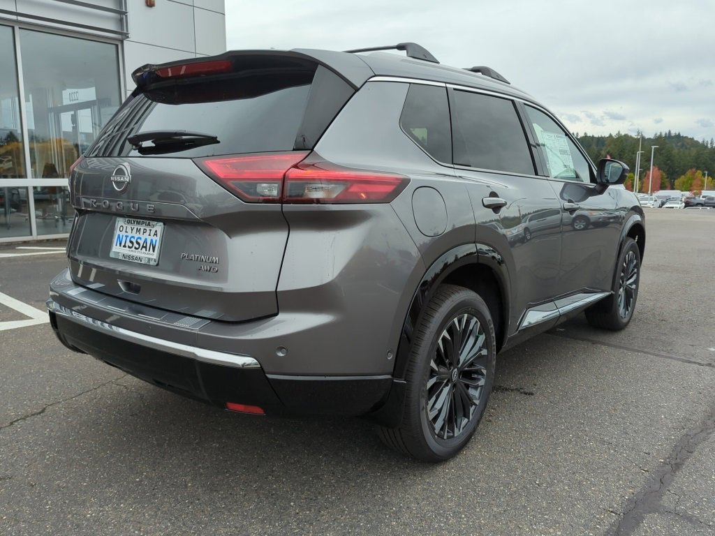 New 2026 Nissan Rogue Platinum image 5