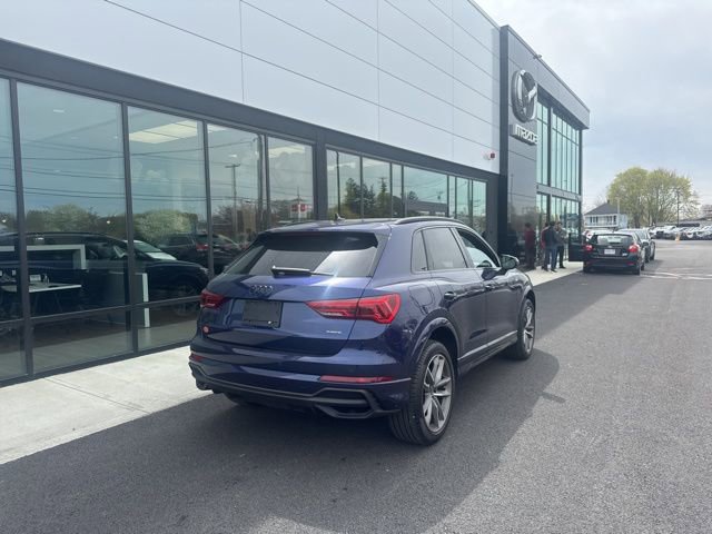 Used 2024 Audi Q3 2.0T Premium Plus w/ Premium Plus Package AWD/4WD image 3
