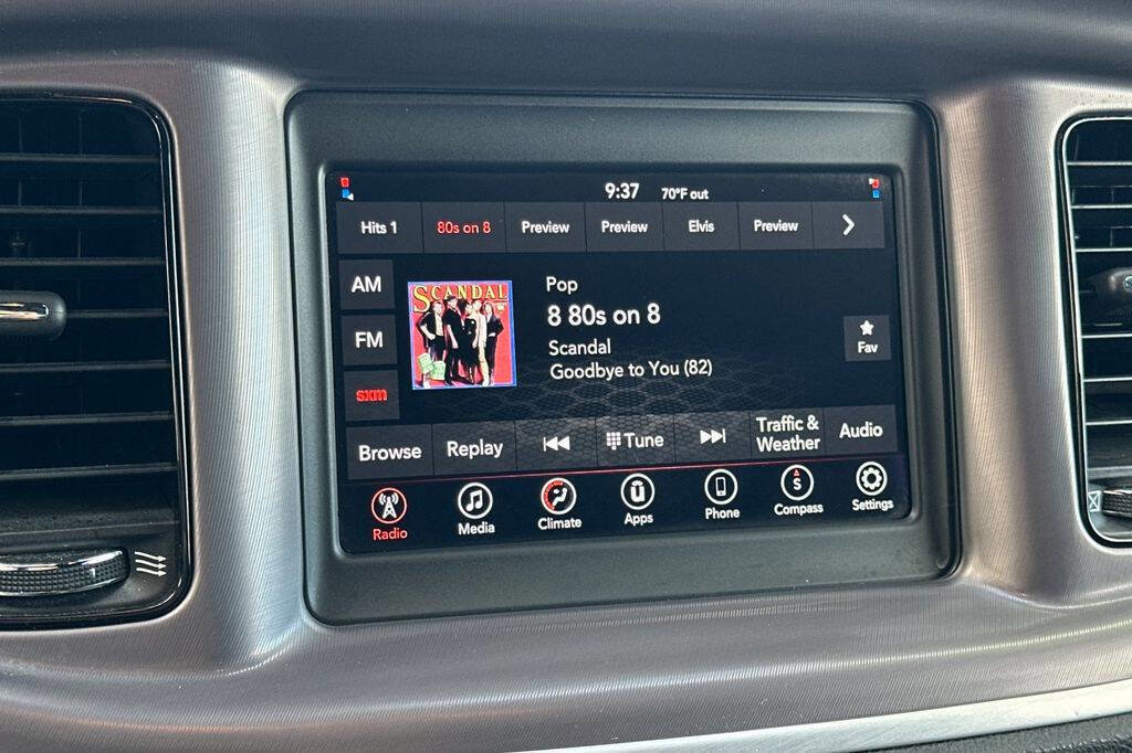 Used 2022 Dodge Charger SXT w/ Blacktop Package image 17