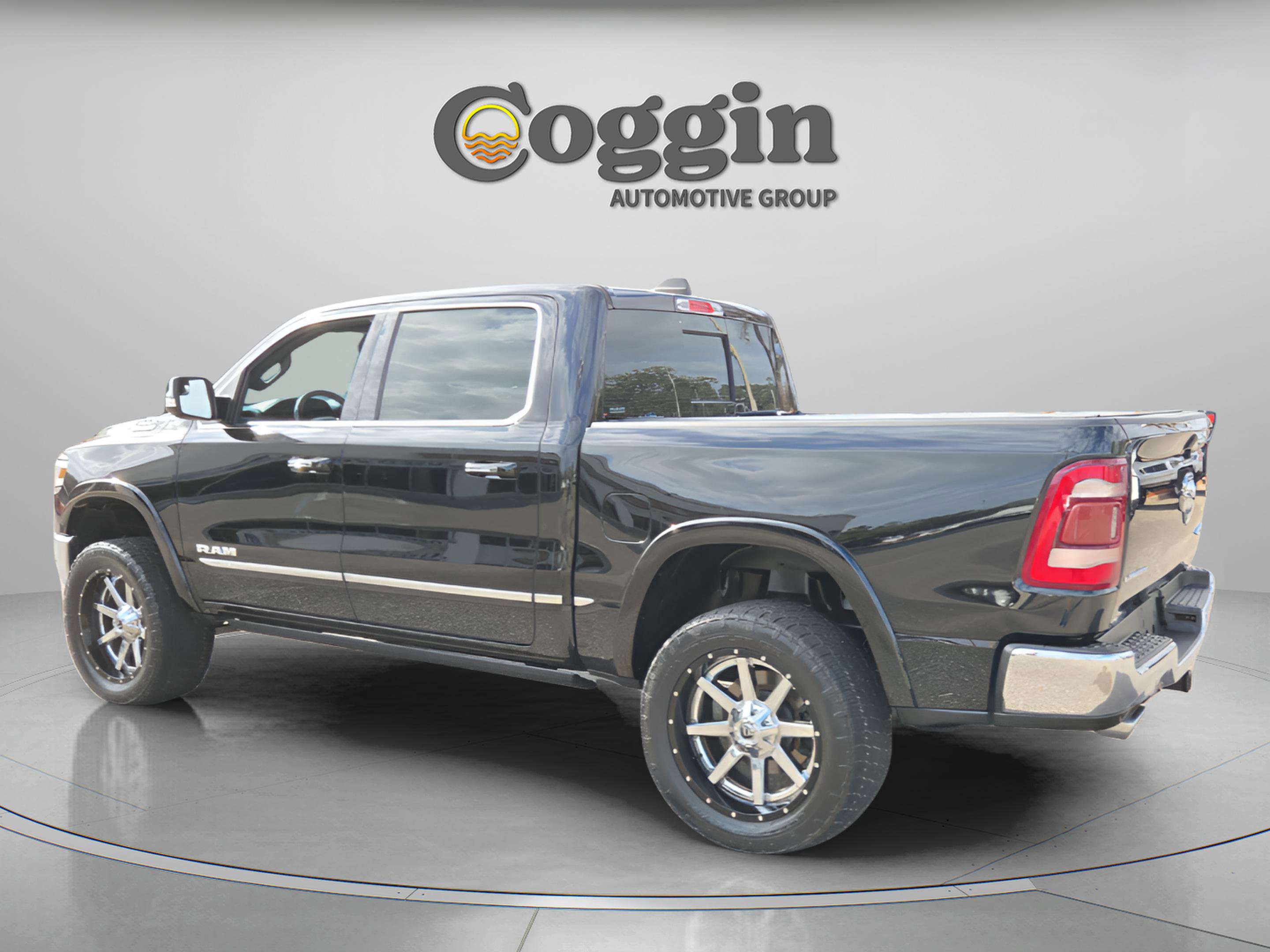 Used 2021 RAM 1500 Limited image 5