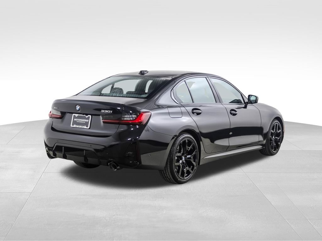 New 2026 BMW 330i xDrive Sedan w/ M Sport Package image 5