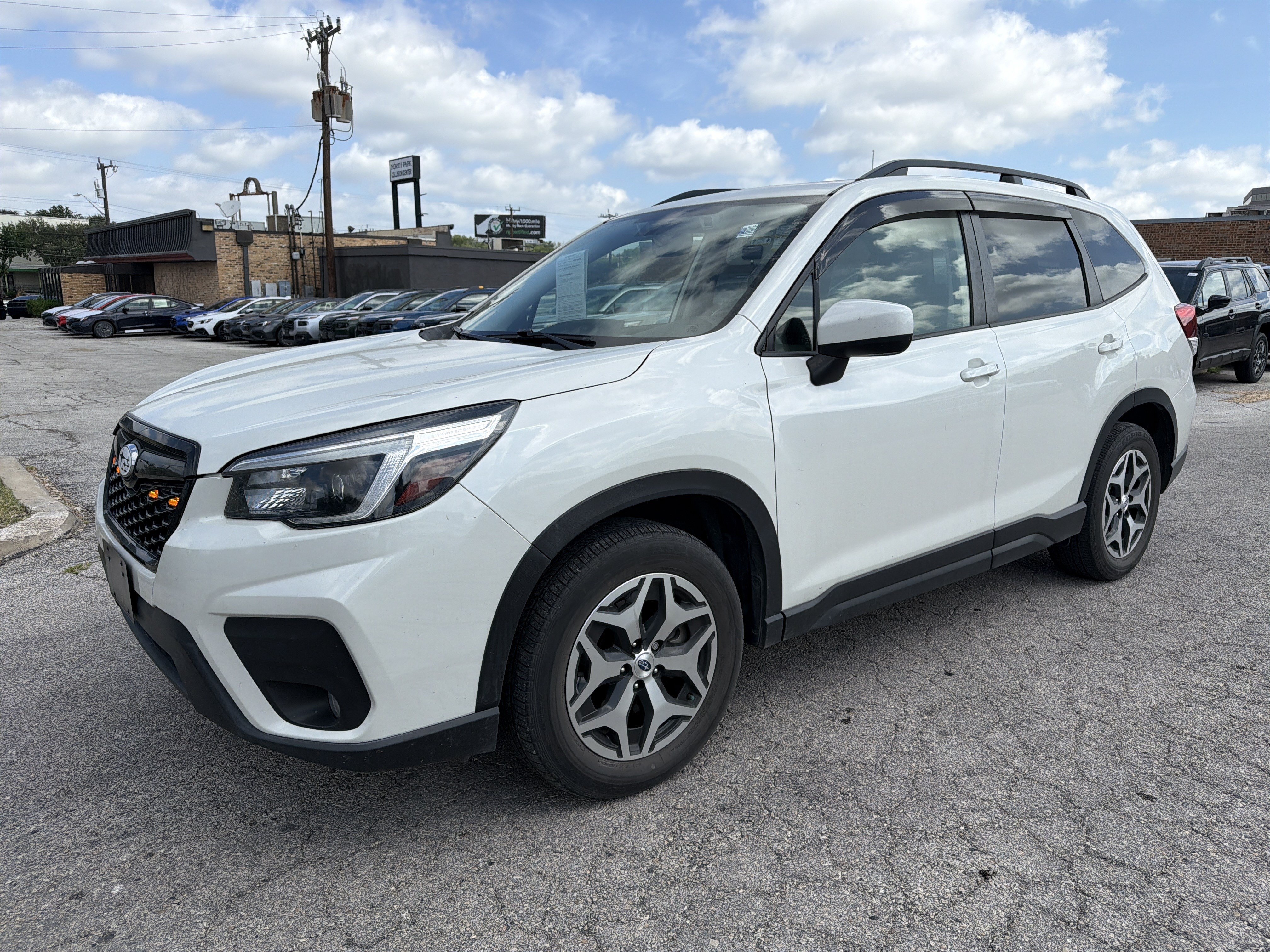 Used 2021 Subaru Forester Premium AWD/4WD image 7