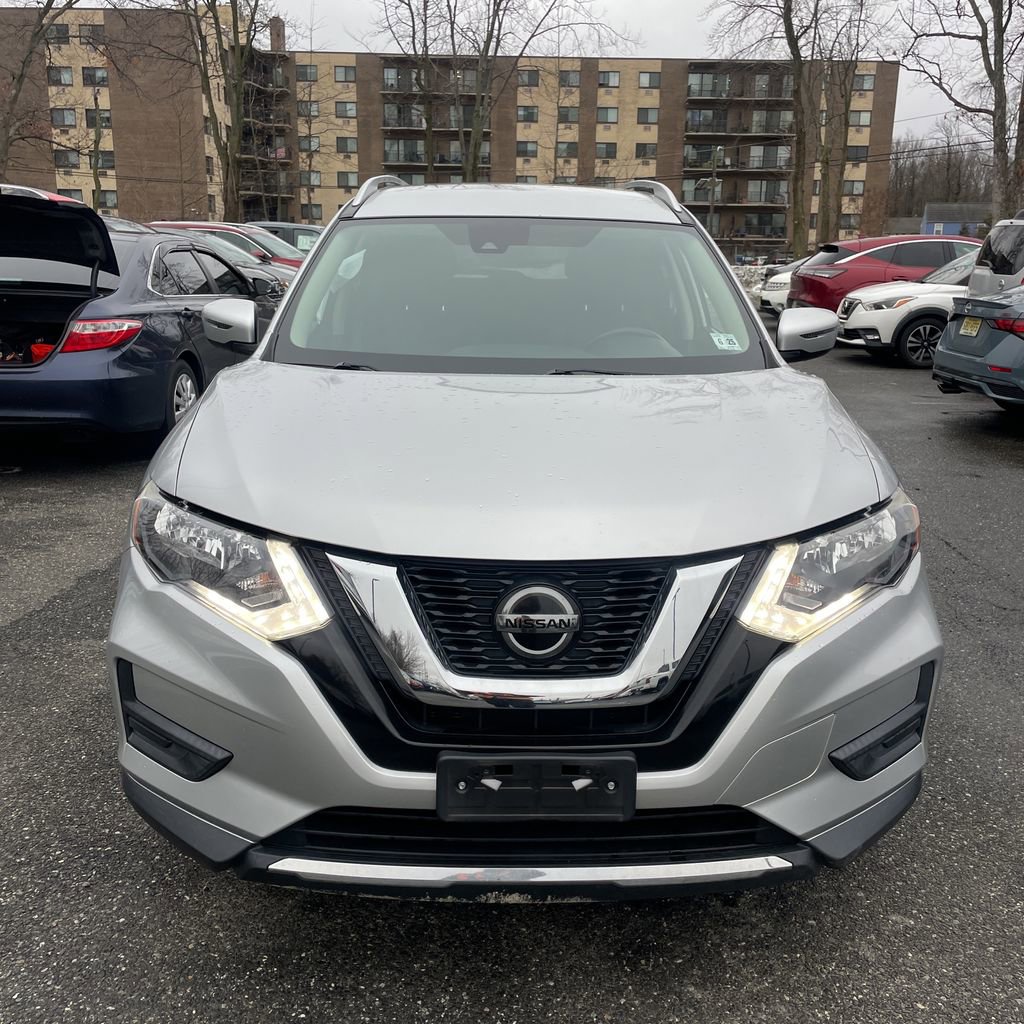 Used 2020 Nissan Rogue SV image 13