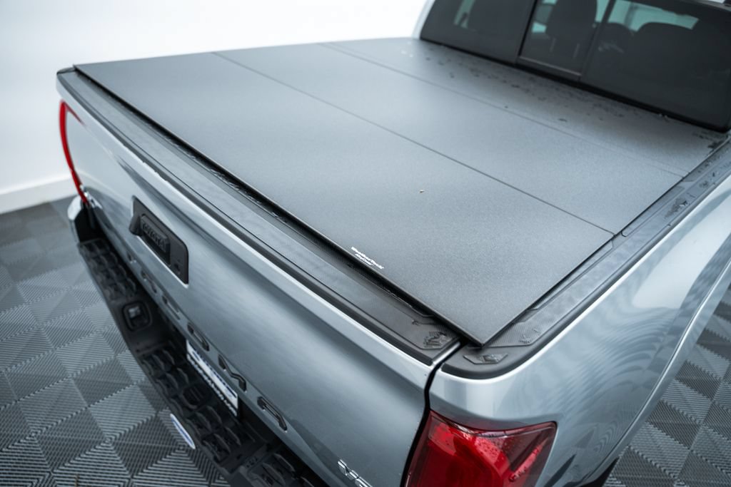 Certified 2022 Toyota Tacoma SR5 AWD/4WD image 12