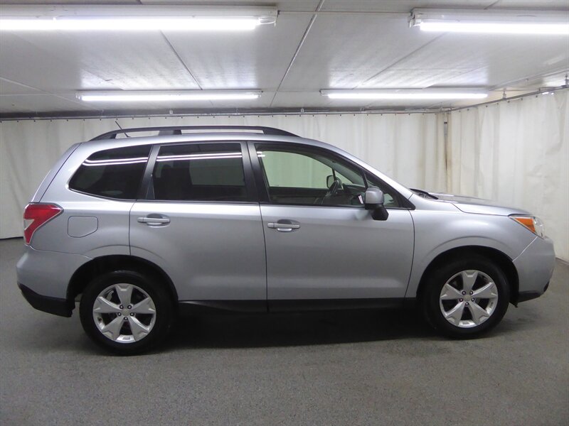 Used 2015 Subaru Forester 2.5i Premium w/ Popular Package #1 AWD/4WD image 8