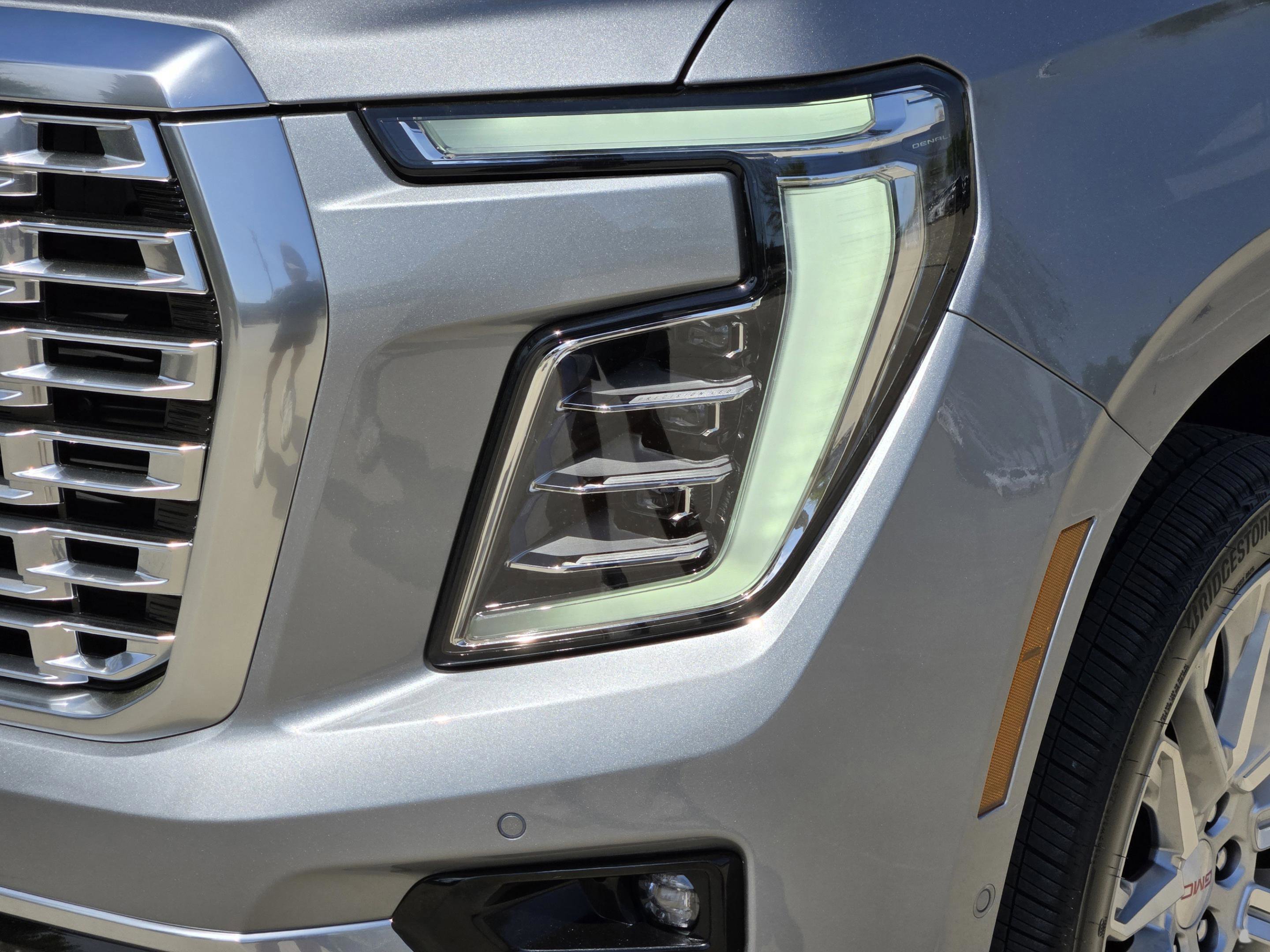 Used 2026 GMC Yukon Denali w/ Denali Reserve Package image 35