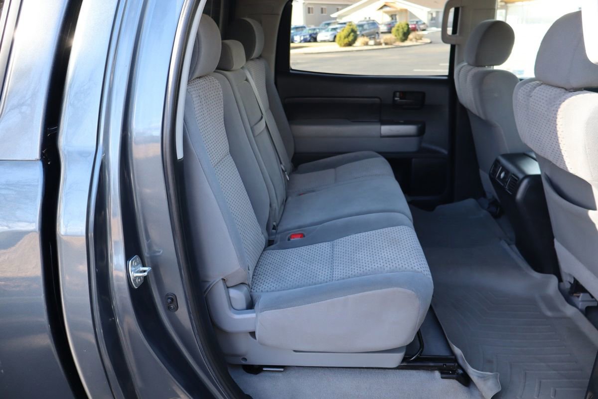 Used 2010 Toyota Tundra 4x4 CrewMax image 21