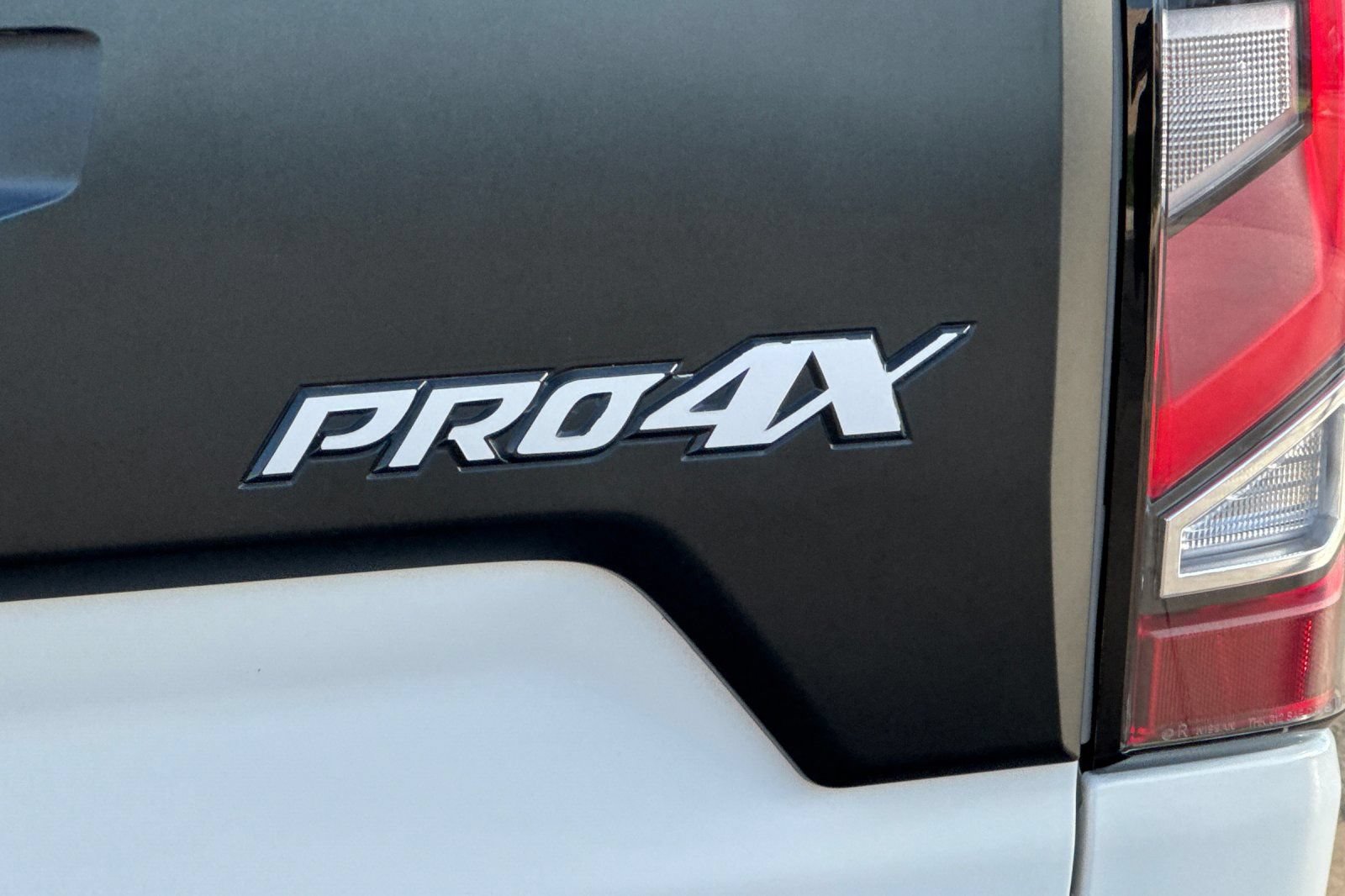 Used 2024 Nissan Titan PRO-4X w/ Pro-4x Utility Package AWD/4WD image 27
