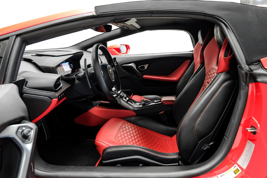 Used 2018 Lamborghini Huracan LP 580-2 RWD image 7