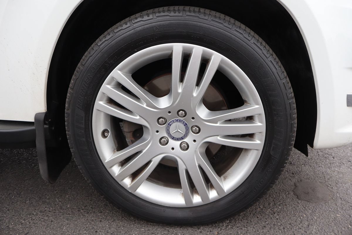 Used 2013 Mercedes-Benz GLK 250 BlueTEC 4MATIC image 42