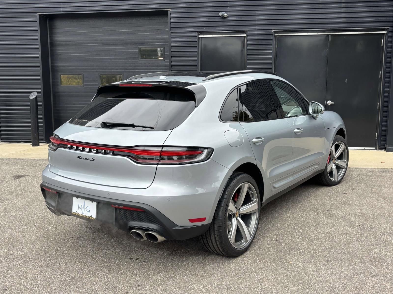 New 2026 Porsche Macan S image 10
