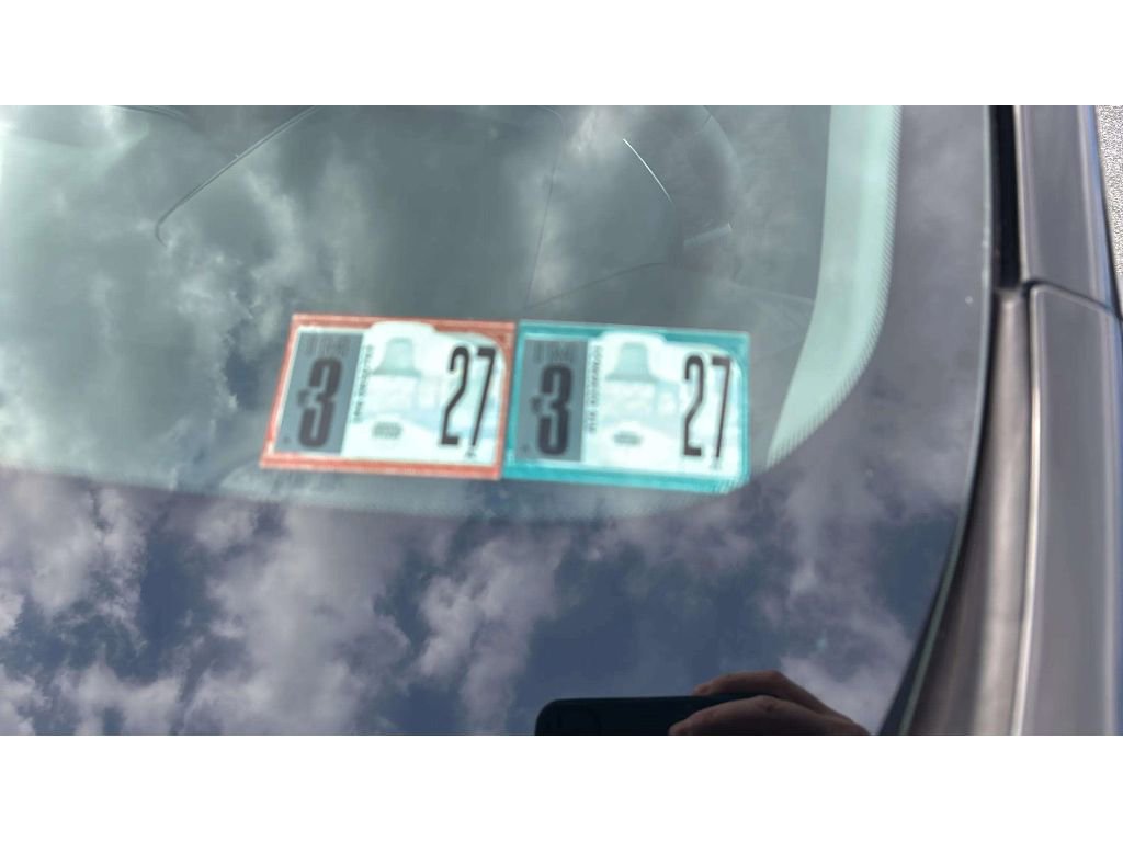 Used 2018 Chevrolet Equinox LT w/ Sun & Infotainment Package image 10