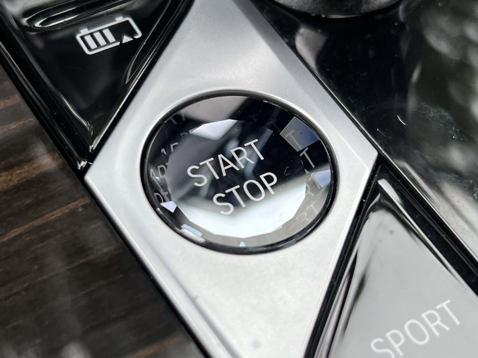 Used 2023 BMW X5 xDrive45e w/ Executive Package image 33