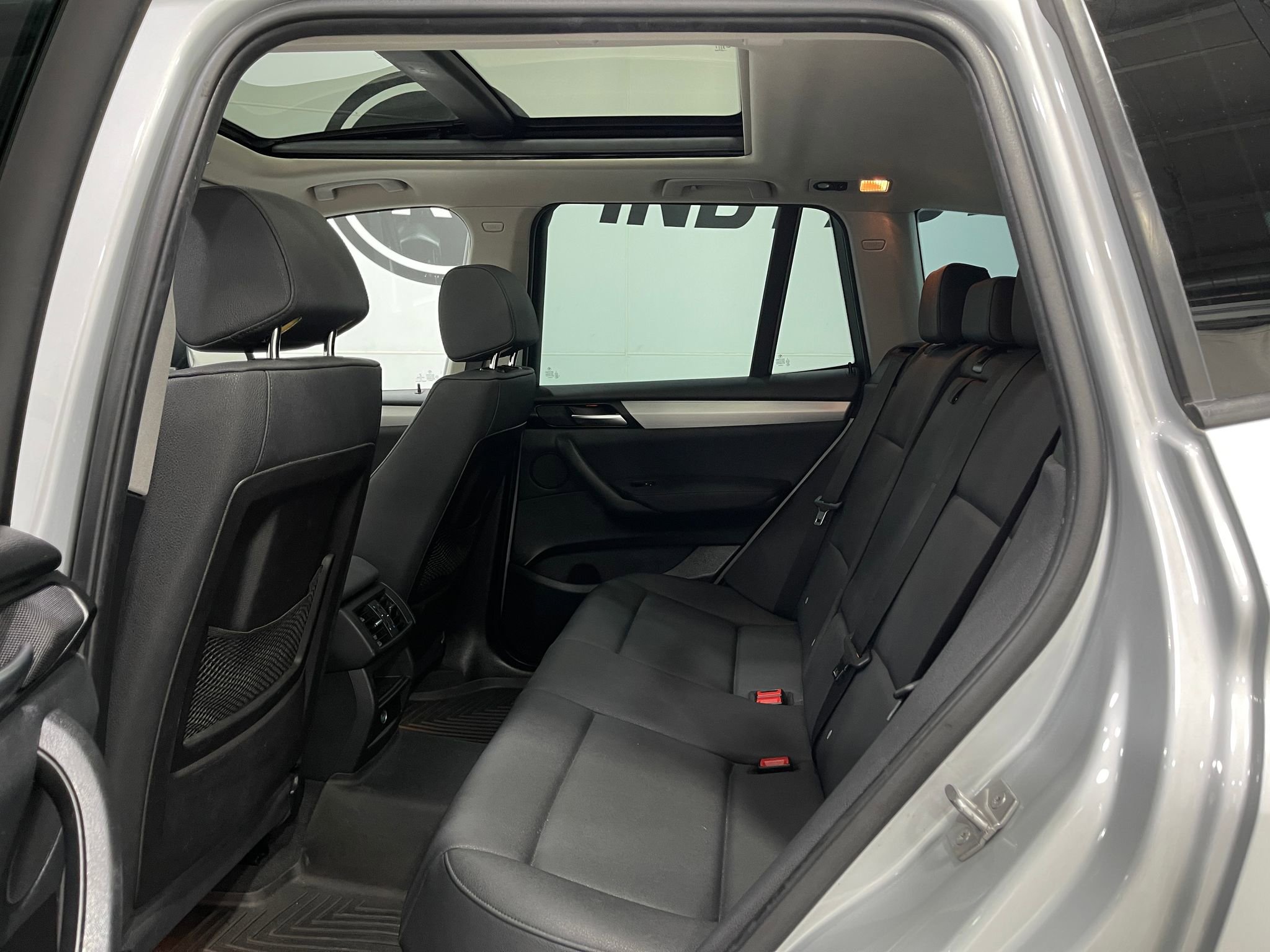 Used 2017 BMW X3 xDrive28i AWD/4WD image 30