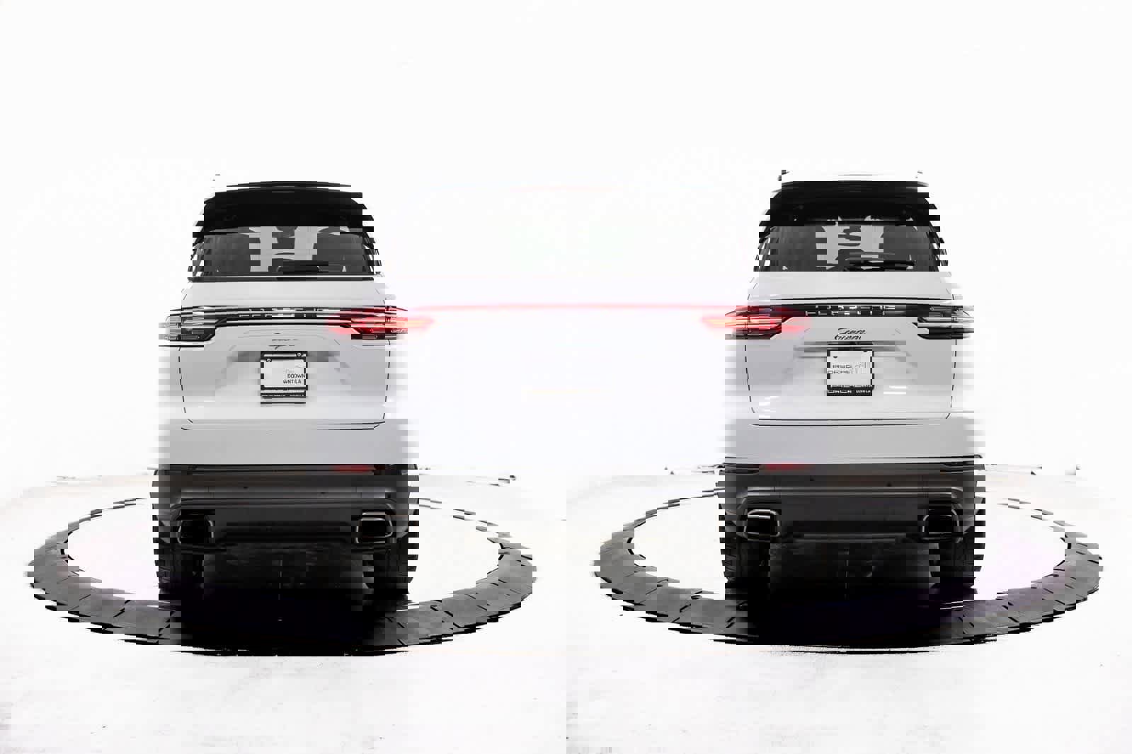 Certified 2023 Porsche Cayenne image 6