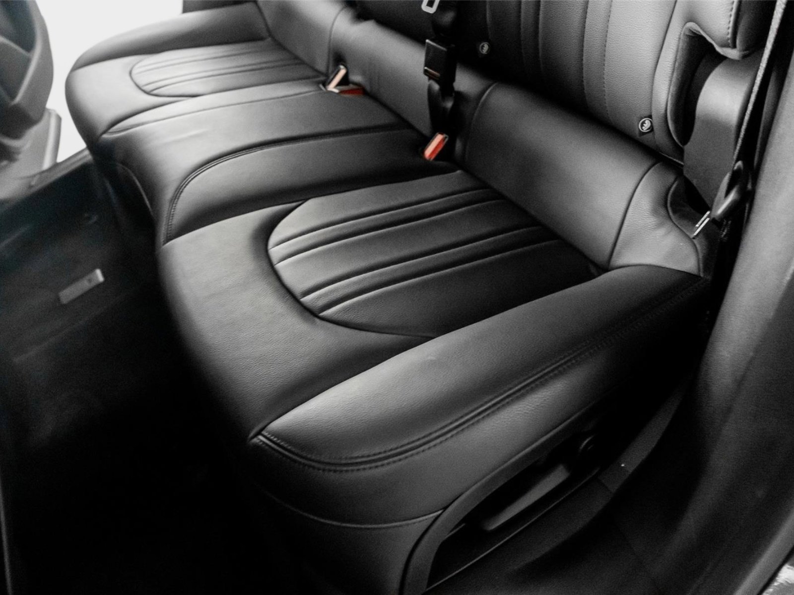 Used 2022 Maserati Levante GT image 23