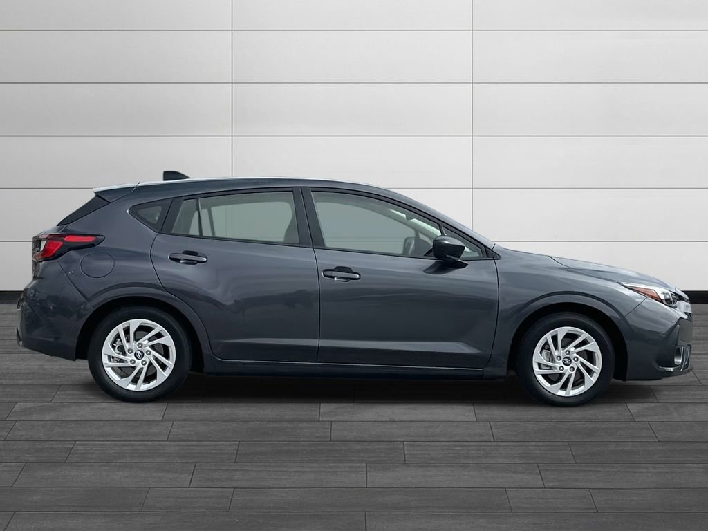 Used 2024 Subaru Impreza 2.0i image 2