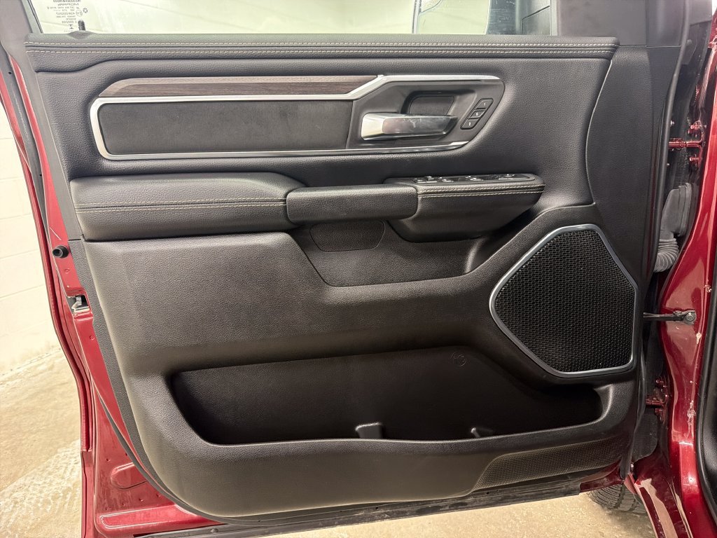 Used 2026 RAM 1500 Laramie AWD/4WD image 16