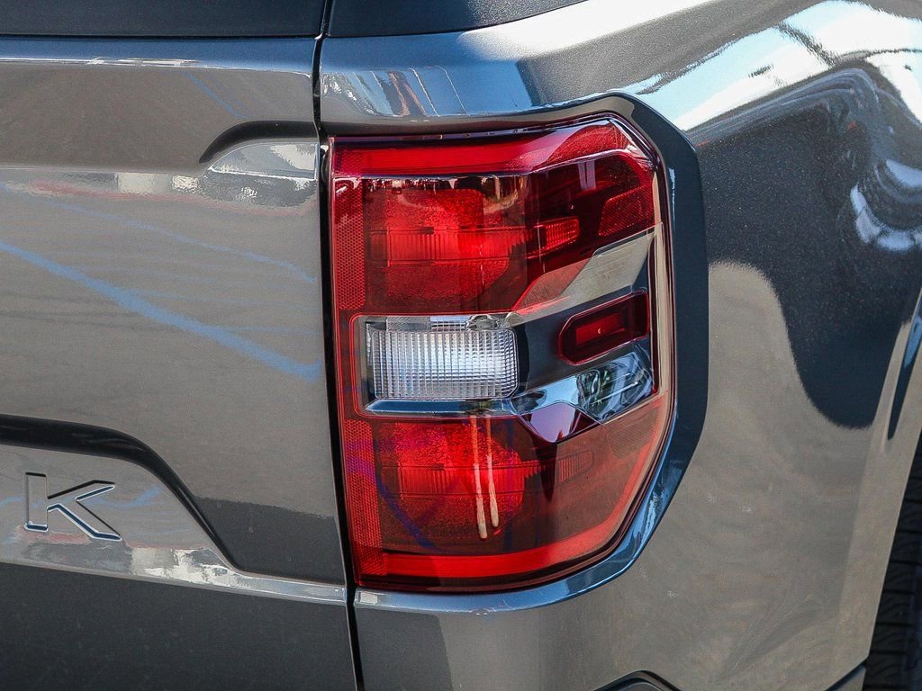 New 2025 Ford Maverick XLT w/ XLT Luxury Package image 9